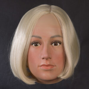 wig on display mannequin head