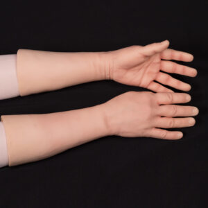 Flexible display arms with spiral connection for flexible mannequins