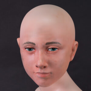 Crying child display mannequin
