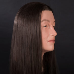 Vrouwelijk siliconen etalagepophoofd met lang haar