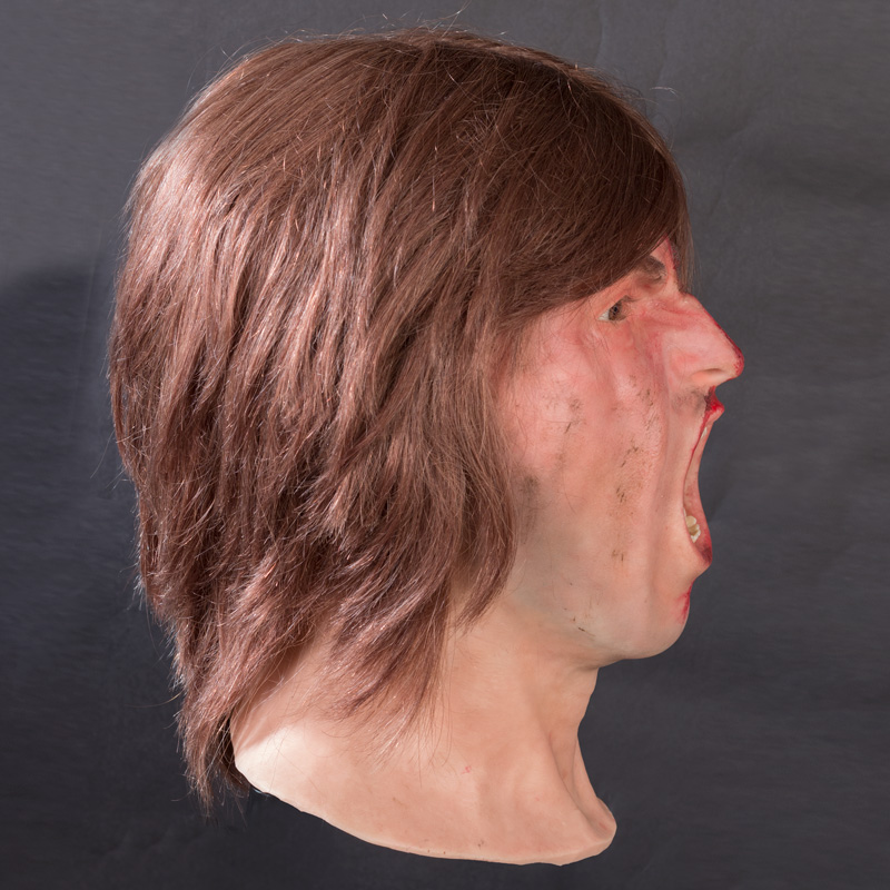 Gewonde en schreeuwende man siliconen hoofd