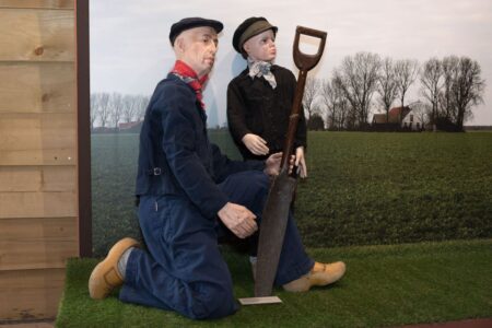 poor peasant mannequins