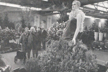 Display mannequins at Holland Flowers Festival