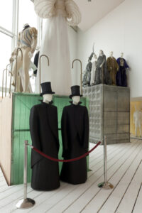 Het Muziektheater Amsterdam: Mannequins for Imagine exposition