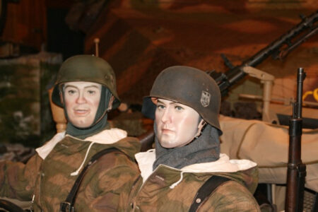 Military display mannequins at Musée National d’Histoire Militaire