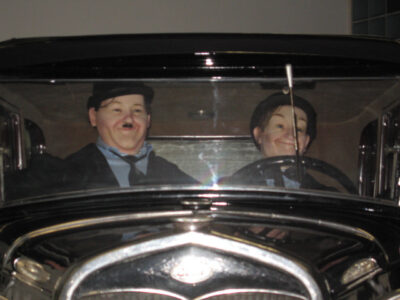 Laurel &amp; Hardy look-alike figures in Inter-Sprint show room