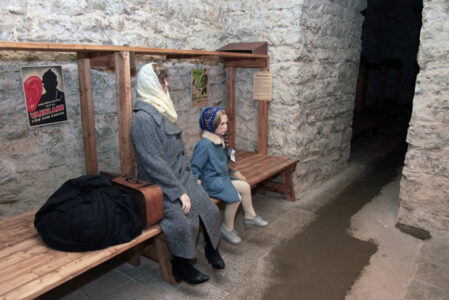 Museum mannequins at Kiek in de Kök