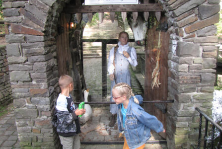 the goose girl mannequin at Märchenwald Altenberg