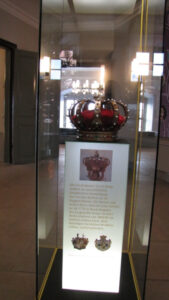 Reproduction of crown | Schloß Stadt Greiz