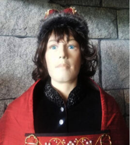 LARP clothing medieval noble mannequin