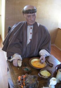 Medieval mannequin at Waterburcht van Millen